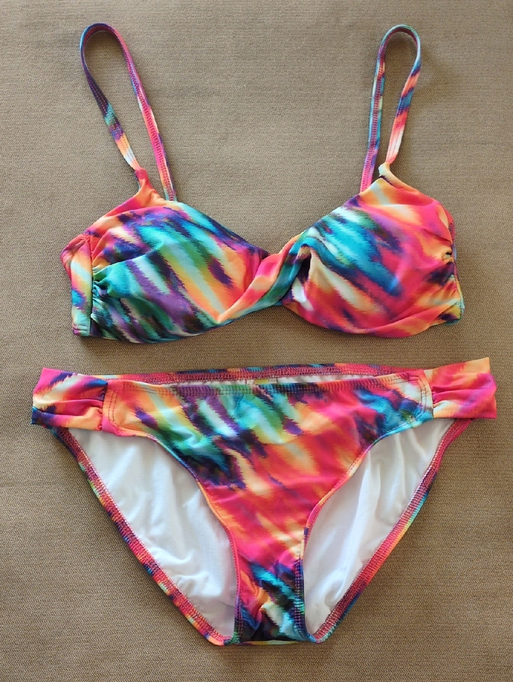 NWOT 🌟 Gianni Bini Vibrant Tie-Dye Bikini Set 🌟 Size S/M